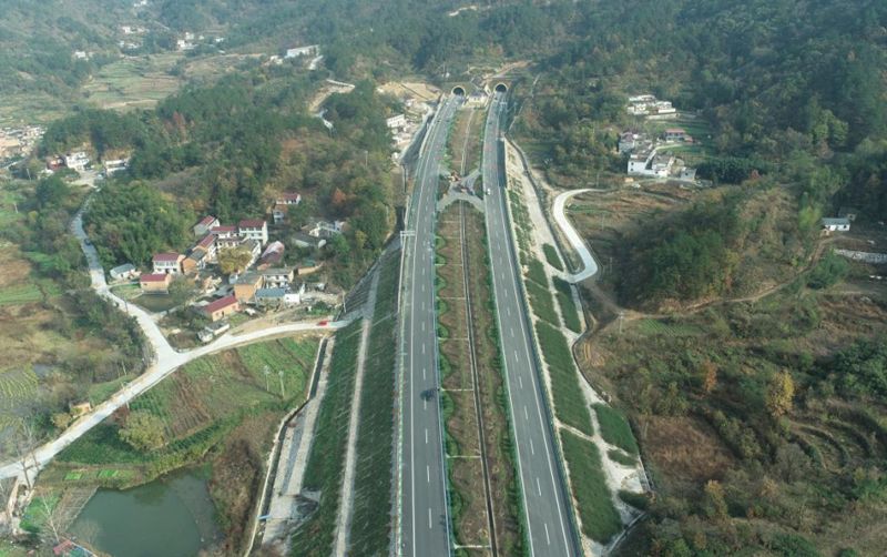 Bwin必赢案例丨河南沿大别山高速鸡商段项目即将通车