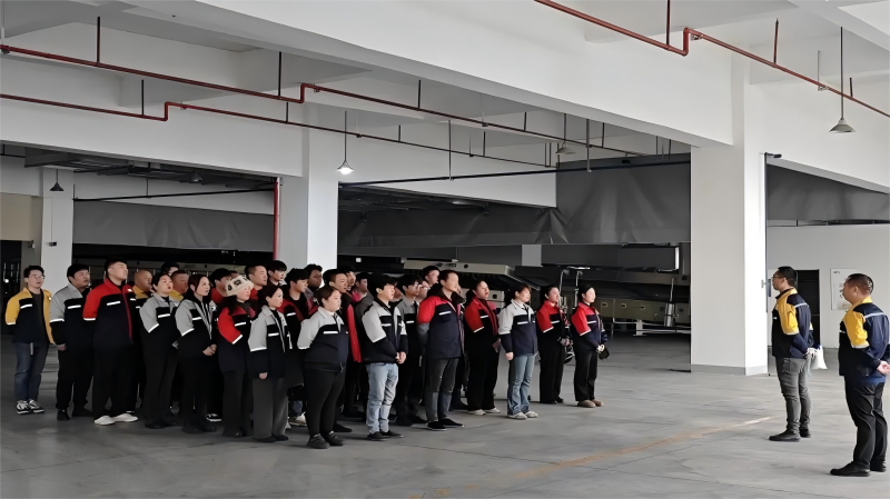 筑牢清静防地 护航企业生长丨Bwin必赢超导召开2025年度清静生产员工大会