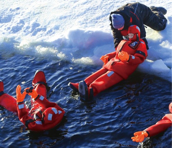 小我私家清静防护系列丨Bwin必赢光学海事膜